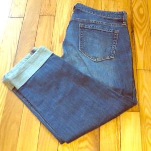 ⭐️FINAL Like New Gap Straight Crop 3/4 Jeans